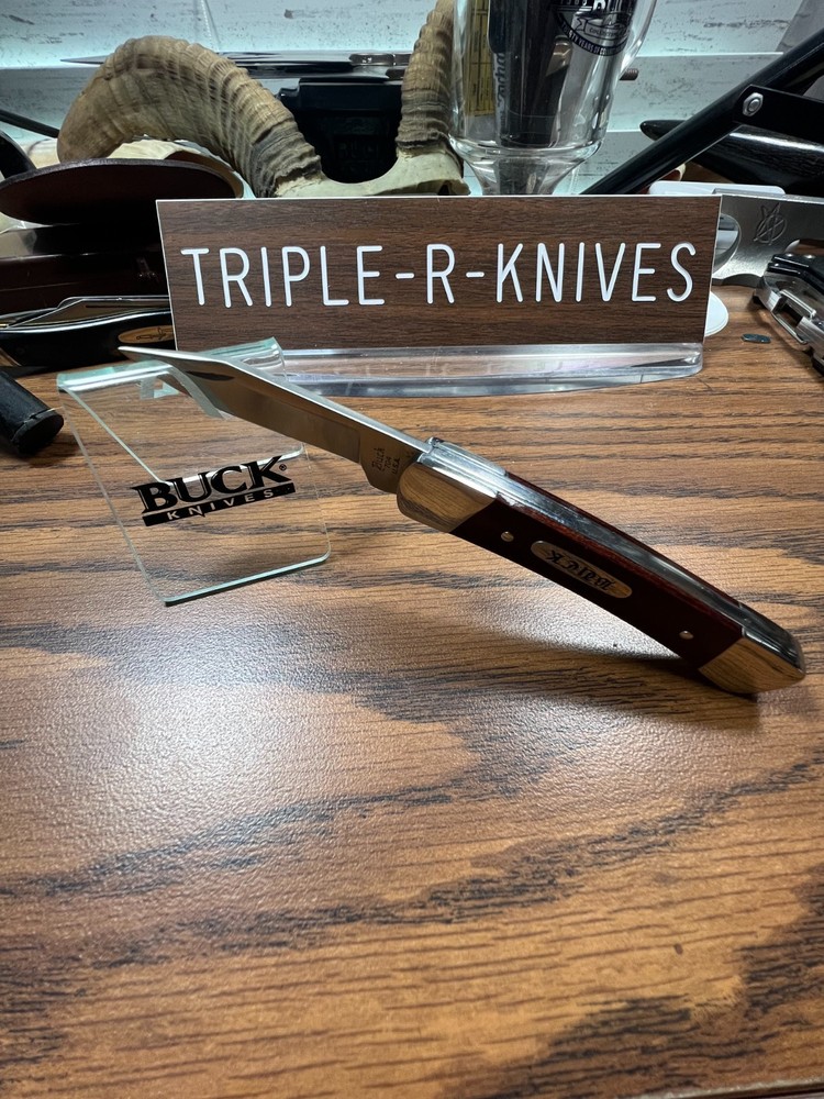 Vintage Buck Script 704 Knife