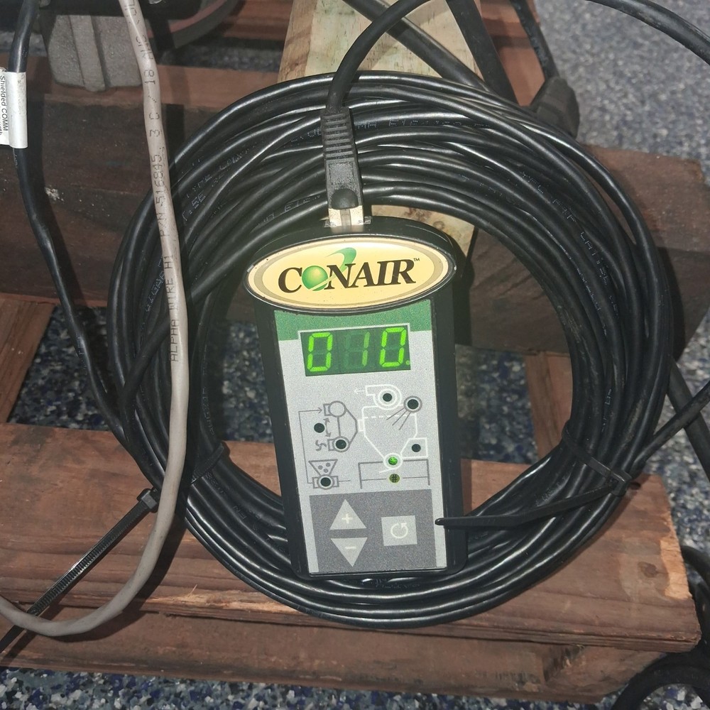 Conair Material Hopper With Vaccum Motor. Model AL 5 With Loader Control