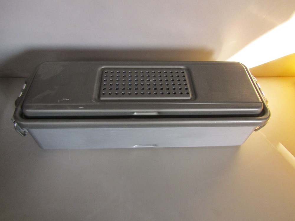 V Mueller CD4-5B Genesis Sterilization Container w/ Wire Basket