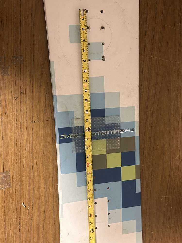 Division 23 Mainline 149 Snowboard Size 149