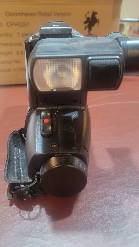 Vintage Hitachi 7400A Rapid Reflex Video Camcorder