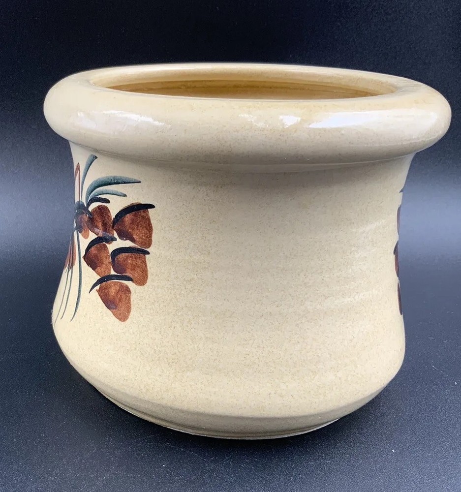 CONTEMPORARY POTTERY, LTD Studio SmallCeramic Crock Hand Painted Pinecone Spruce