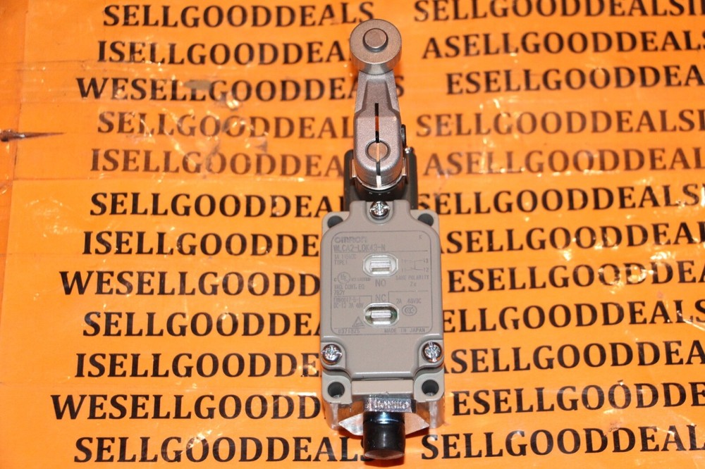 Omron WLCA2-LDK43-N Roller Lever Limit Switch New