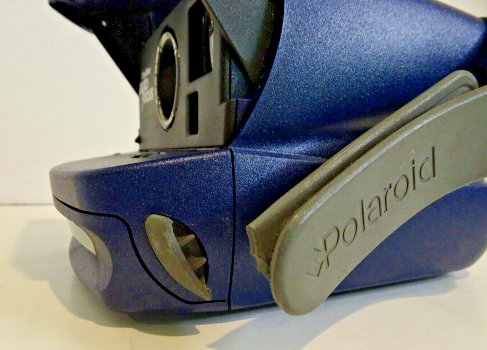 Vintage Polaroid One Step Auto Focus Camera