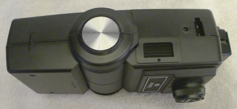 Vivitar 283 Auto Thyristor Electronic Shoe Mount Directional Flash - TESTED B