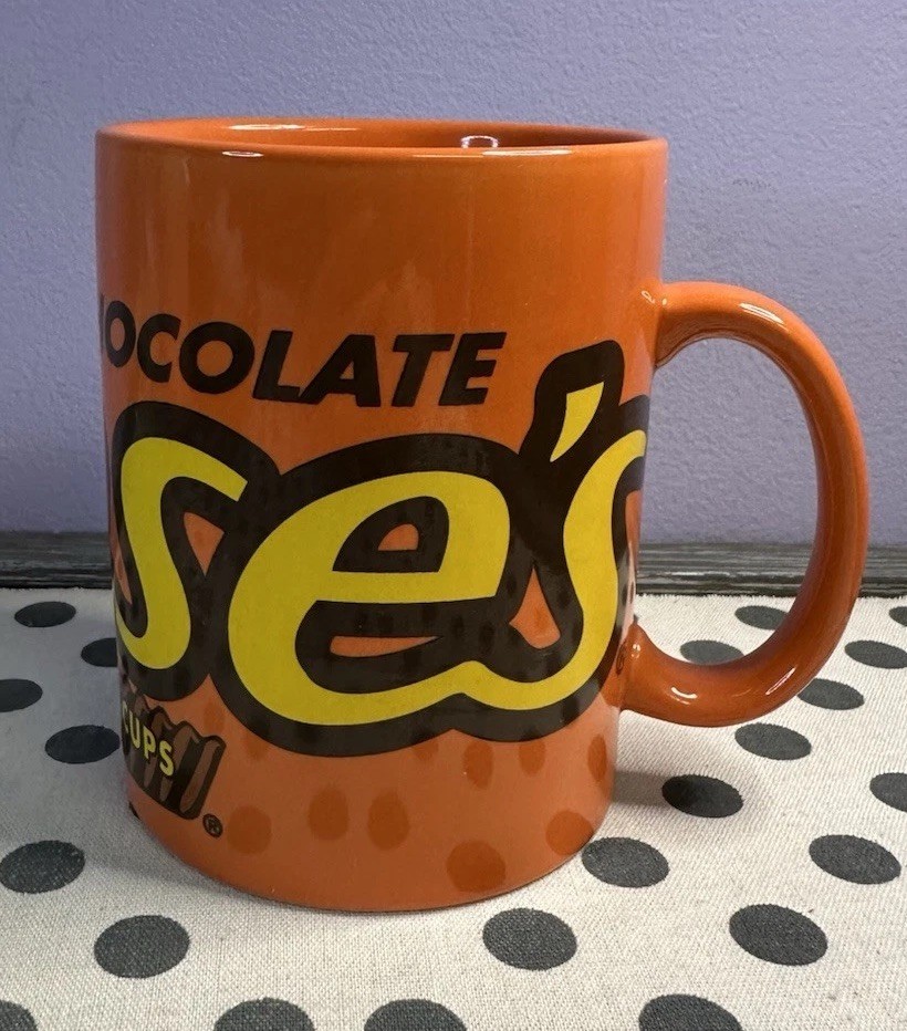 Hershey’s Reese’s Peanut Butter Cup Mug 24 Ounce Ceramic Cup EUC Coffee Candy