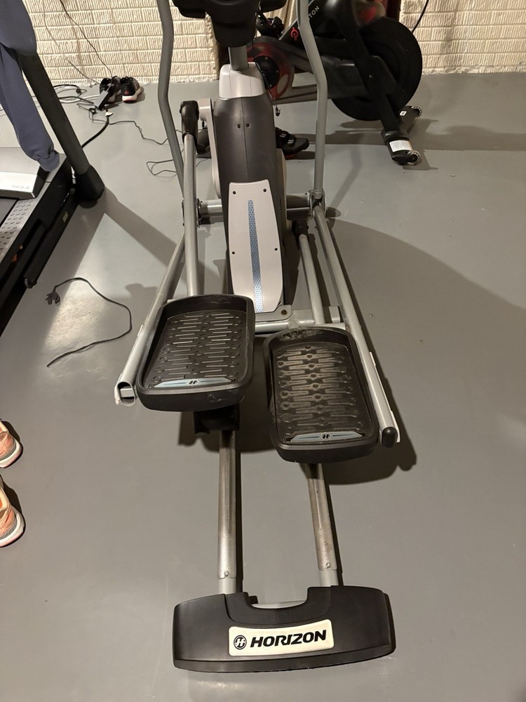 Horizon Elliptical