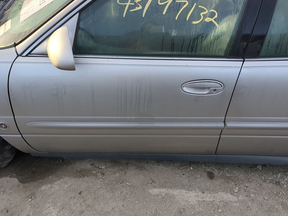 2000-2005 Buick Lesabre Driver Front Door Oem E0I4S