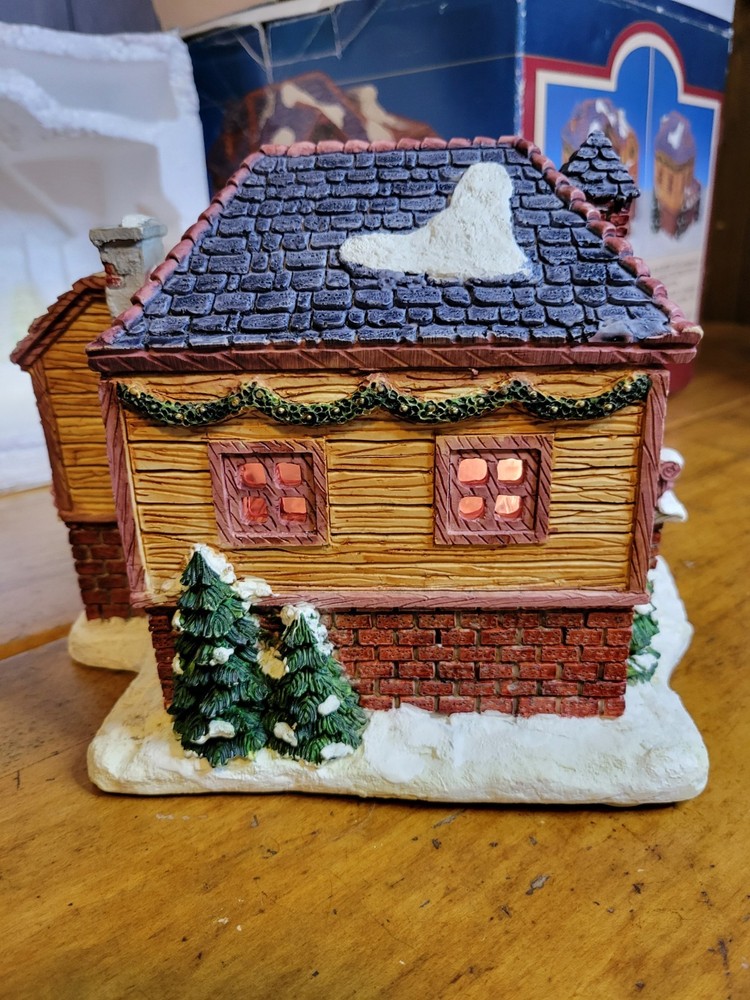 Globe Structure Christmas Snow Globe Santa’s Workshop - Working Light