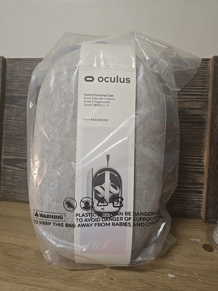 Meta Oculus Quest 2 Carrying Case NEW SEALED HANDLE FACEBOOK