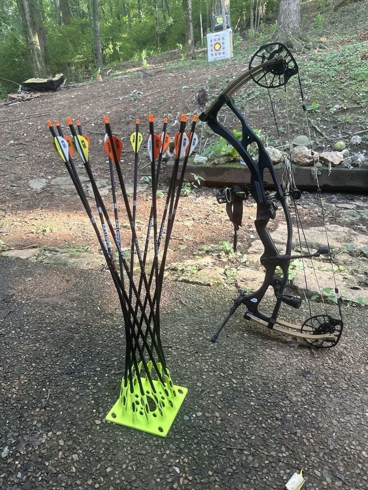 Archery Arrow Fletching Rack Stand