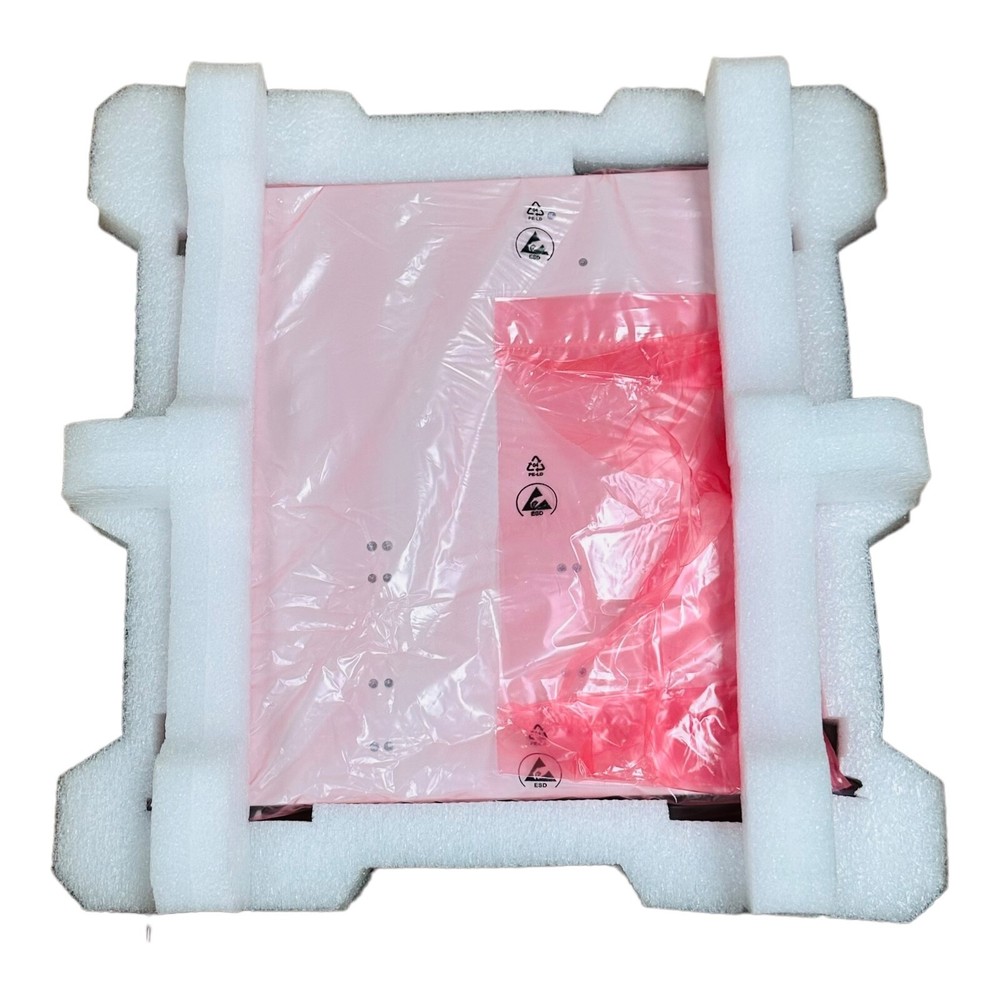 NATIONAL INSTRUMENTS NI PXI-1056 MAINFRAME