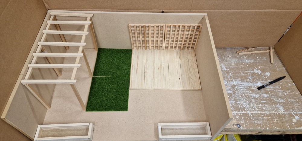 Dolls house garden scene Base