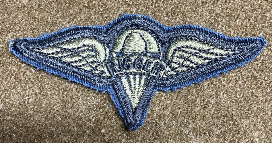 Vietnam Era Airborne Rigger Subdued Badge Patch Cut Edge