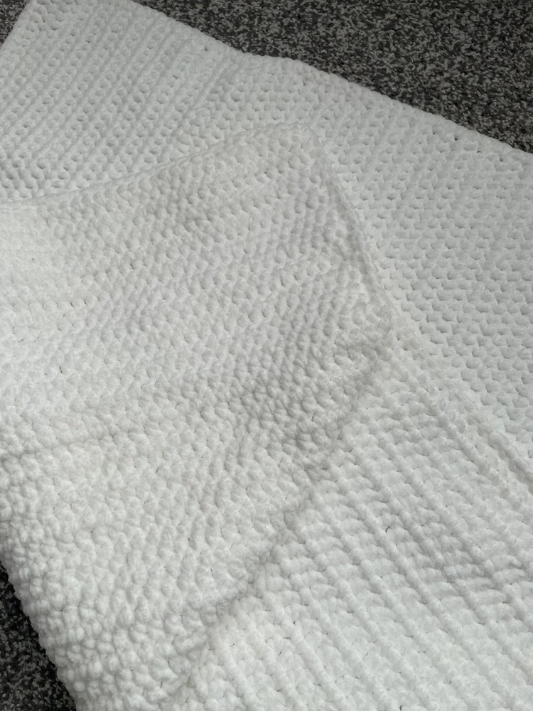💕Hand Crocheted Beautiful Super Soft Medium Size Baby Blanket 1152