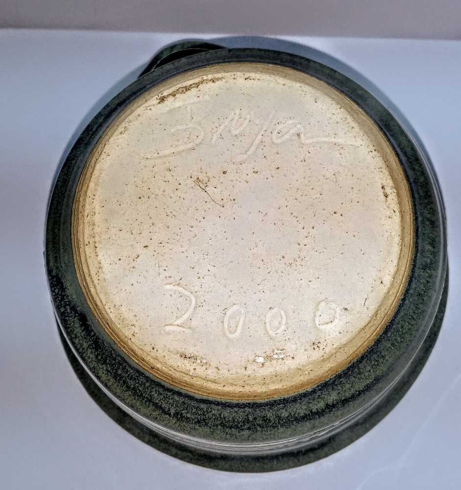 Studio pottery bowl 5in signed bnja