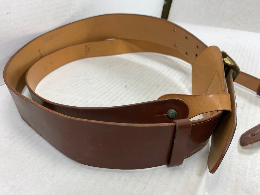 Post WW2 Leather Garrison Belt, 36W NOS