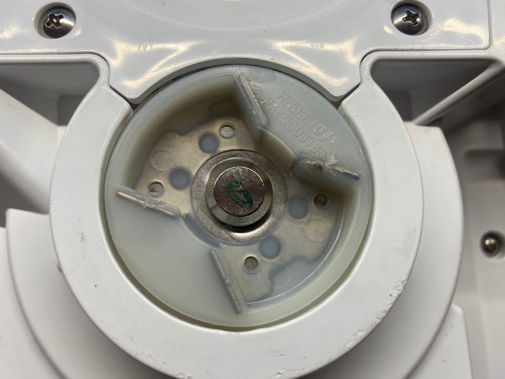 LG Refrigerator Ice Container Assembly P# AKC73029306