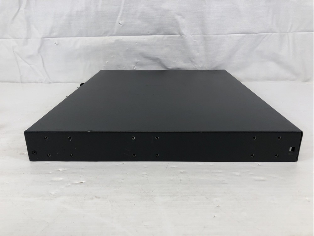 Cisco Systems IAD2431-8FXS Integrated Access Device Gateway Router