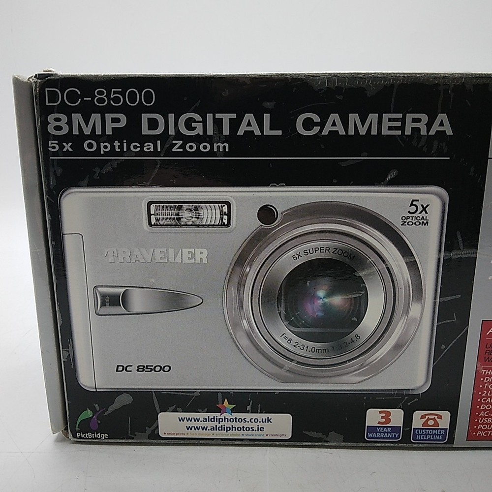 Traveler DC-8500 8MP Silver Compact Digital Camera w/Case, Boxed, Tested/Working