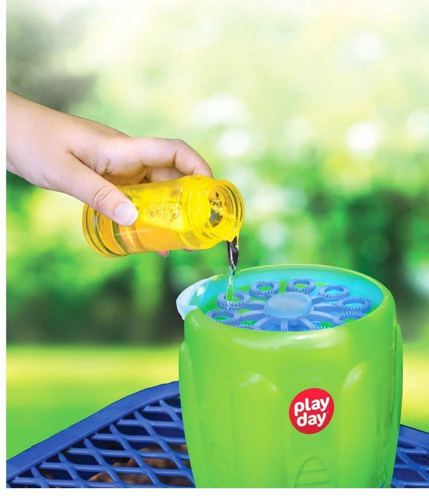 Play Day Bubble Jet, Includes 4oz Bubble Solution, Children Ages 3+ (Requires 4