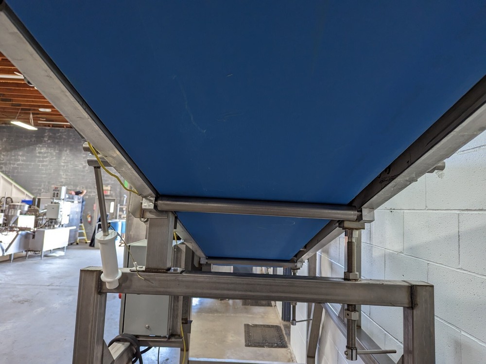 Dough Feed Conveyor