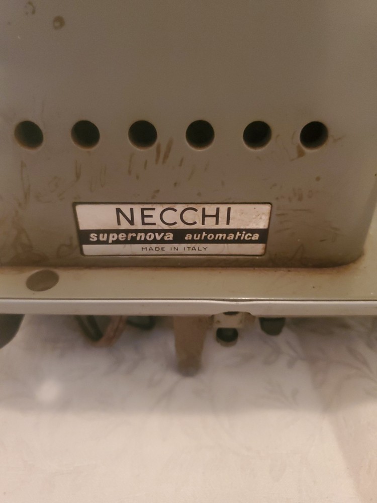 Vintage NECCHI Supernova Automatica Sewing Machine SN: 35-0193499