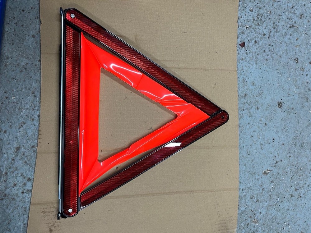 Warning Triangle BMW 3 Series 2007