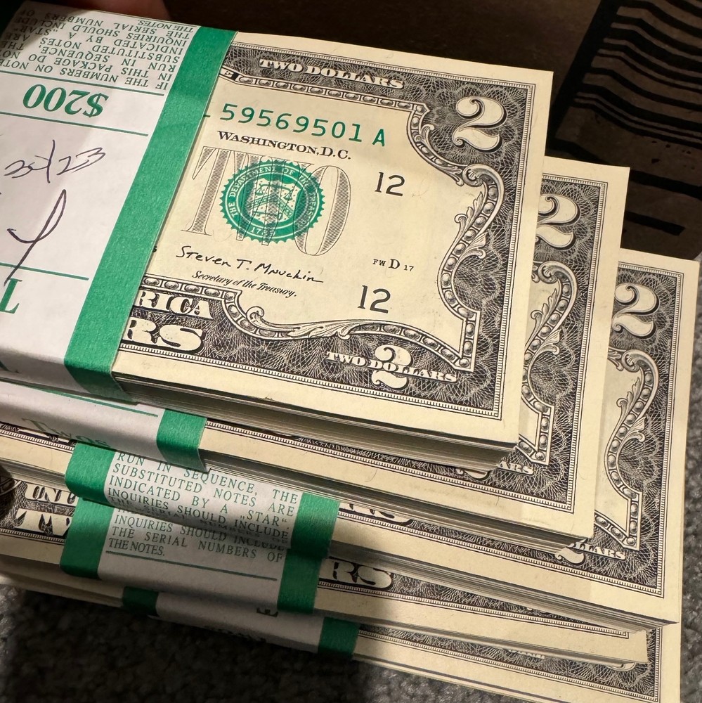US Two Dollar Bills in Sequence. Brand New. 5 $2Bills per order = $10 Face Value