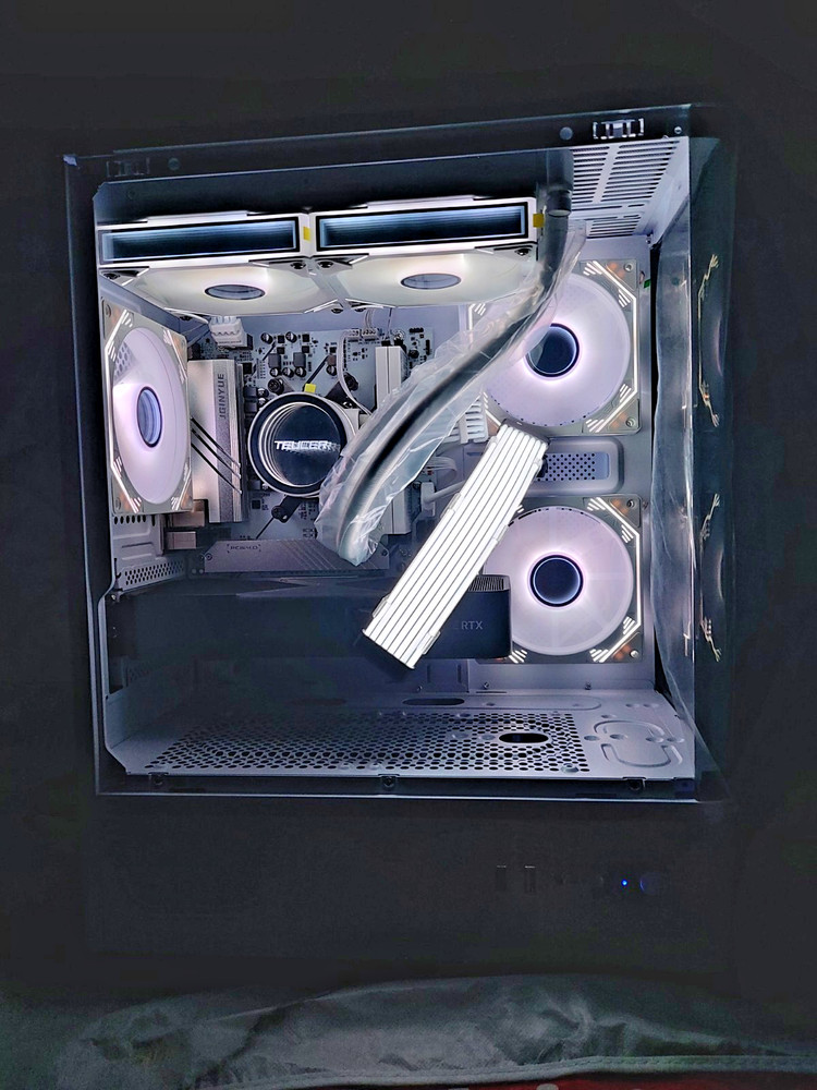 Custom Gaming/Workstation PC build! / Read Description
