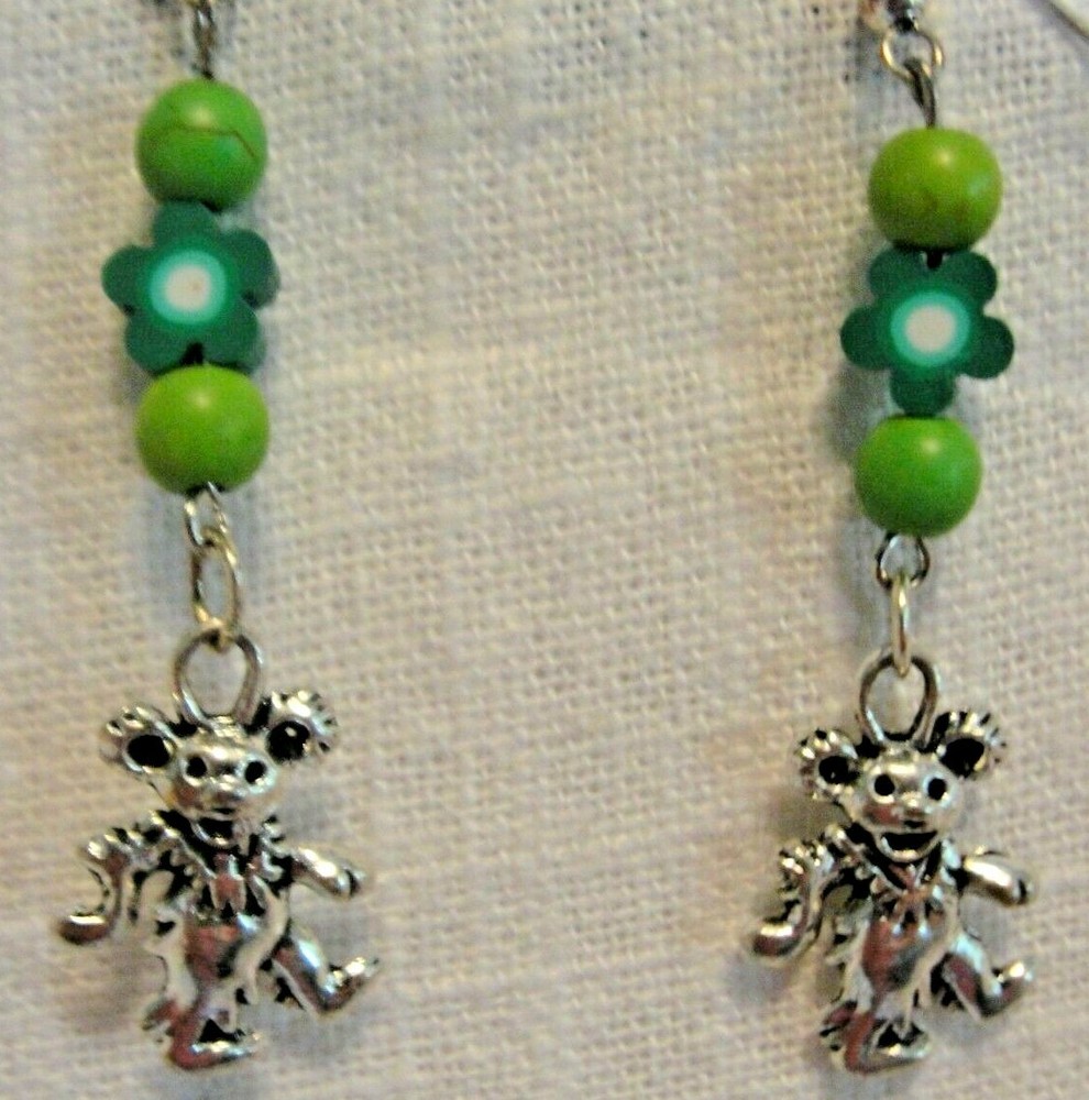 GRATEFUL DEAD DANCING BEAR BEADED DANGLE EARRINGS-GREEN FLOWER