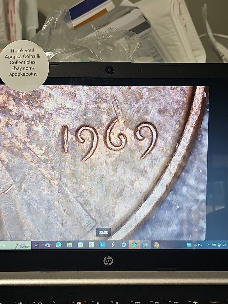 1969D Lincoln Penny With Floating Roof