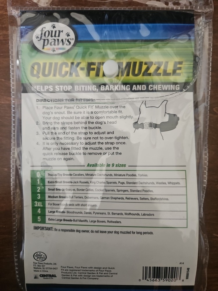 NEW Four Paws Quick Fit Muzzle Sz 2 Small Black Sturdy