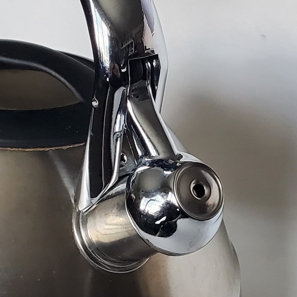 Masterclass Premium Collection teapot induction gas silver trigger spout whistle