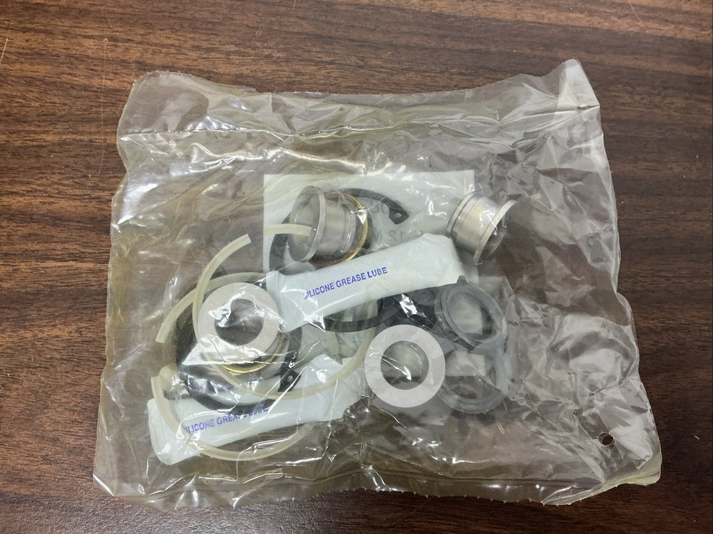 Bendix 108367 Air Brake Valve Kit