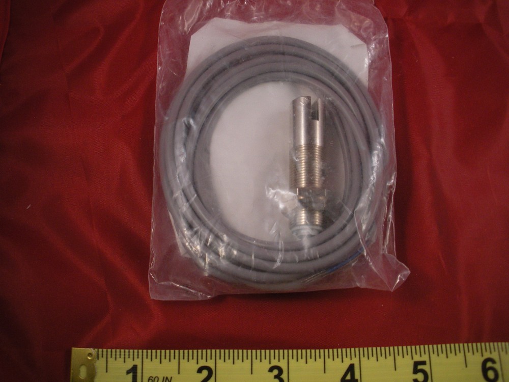 Baumer IGR 14.24.25 Inductive Proximity Sensor Switch 10-30vdc Target Size 4.0mm