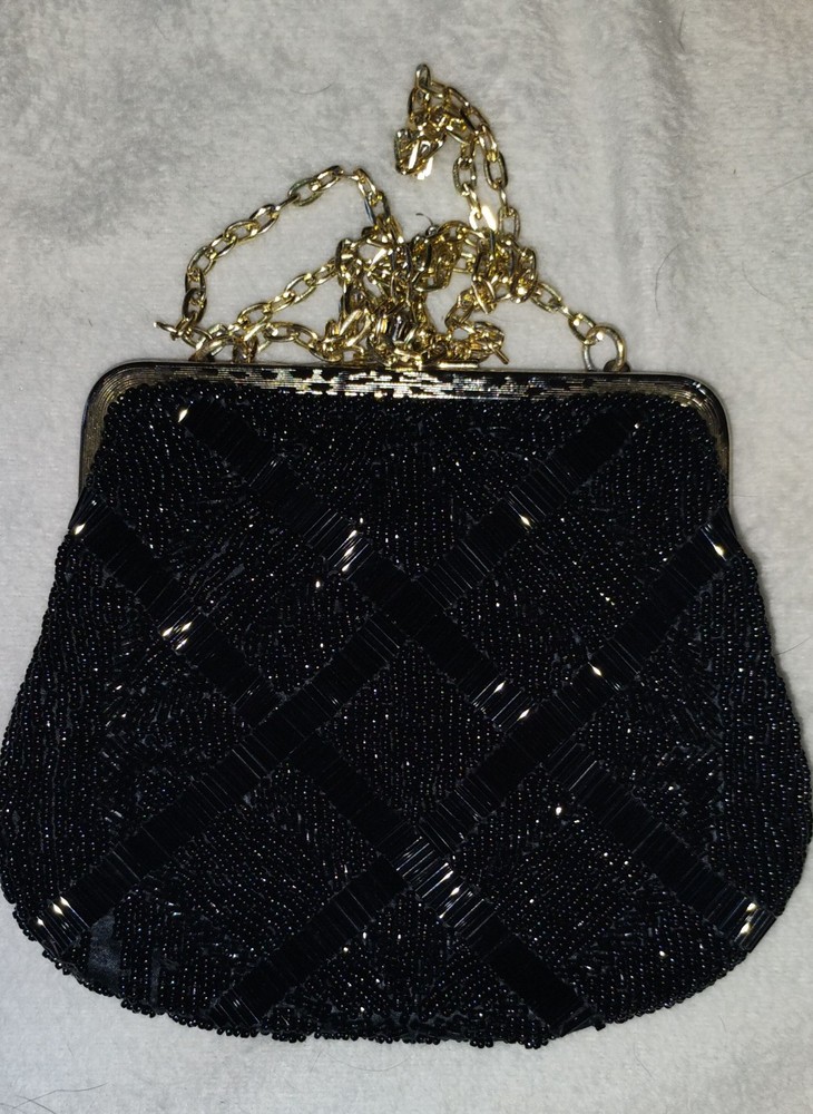 Vintage Beaded Purse! Sleek, Classy Pattern. Great Condition!