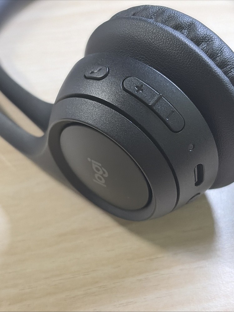Logitech Zone 305 Wireless Bluetooth Headset Microsoft Teams Version with Dongle