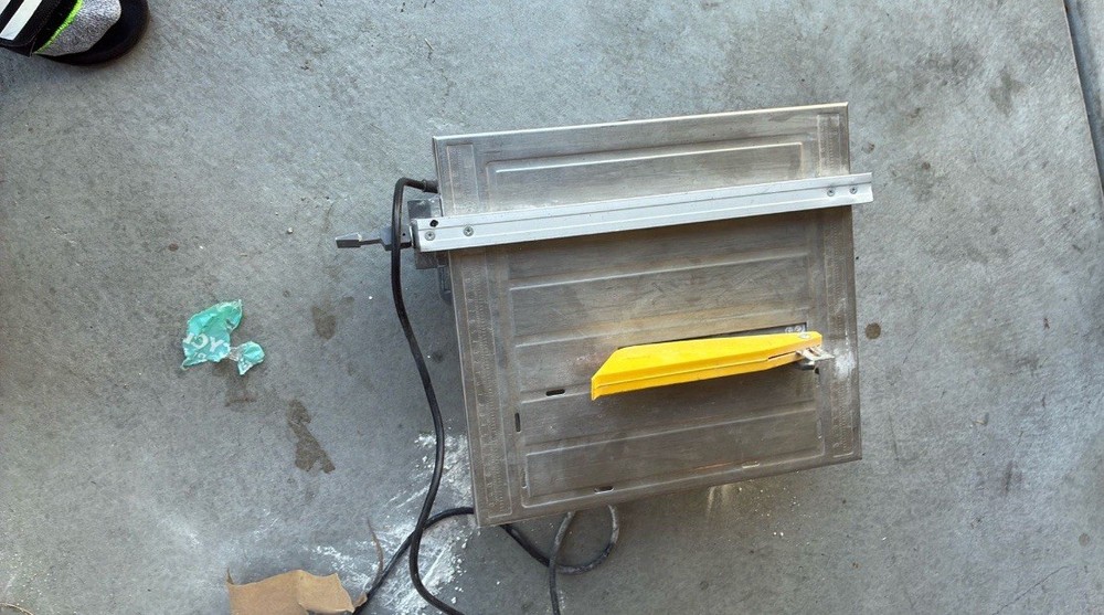 Tile Saw