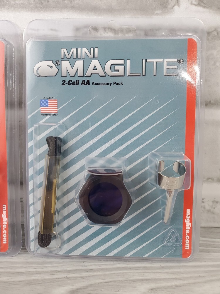 Lot of 2 Maglite Mini 2 Cell AA Flashlight Accessory Pack AM2A016 (AM2A016L)