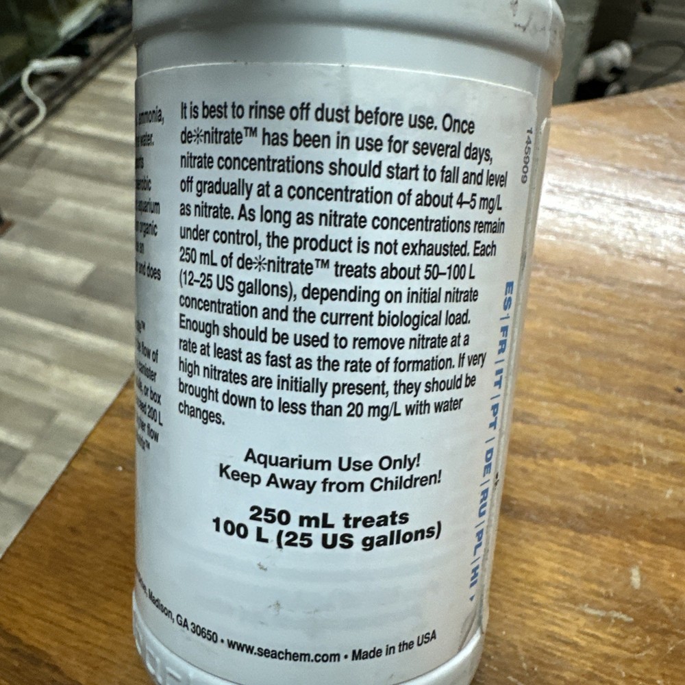 Seachem De-Nitrate - Nitrate Remover 250 mL