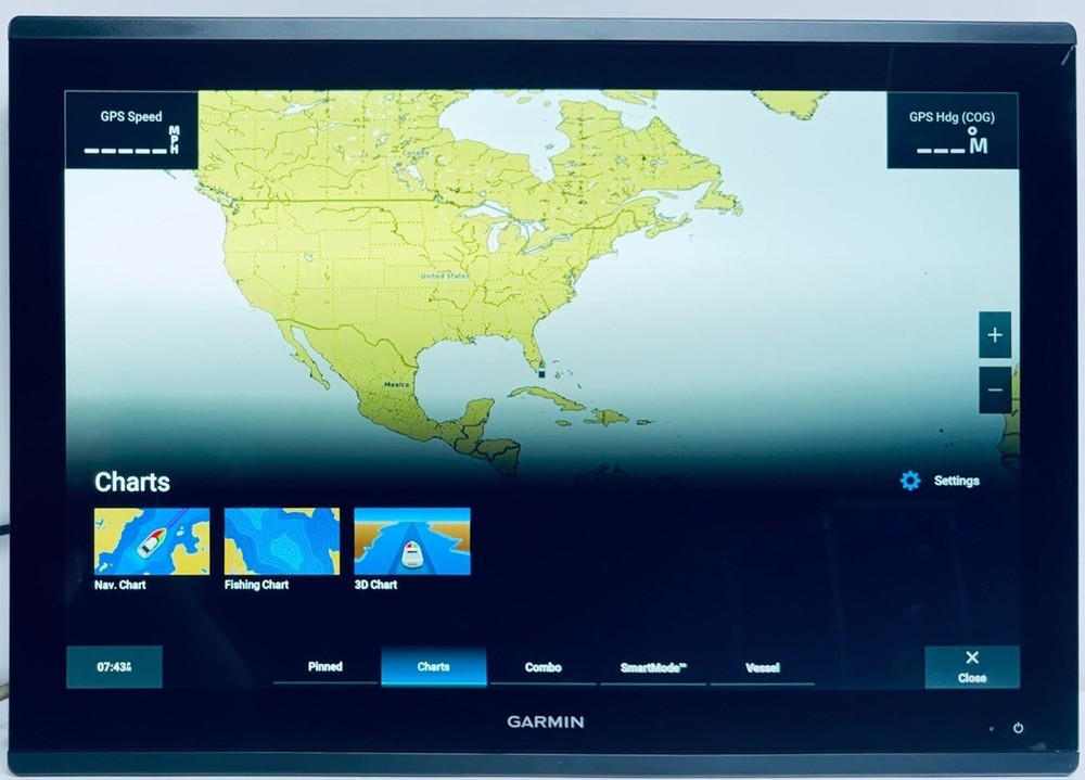 Garmin GPSmap 8624 24" Touchscreen MFD GPS ChartPlotter Display