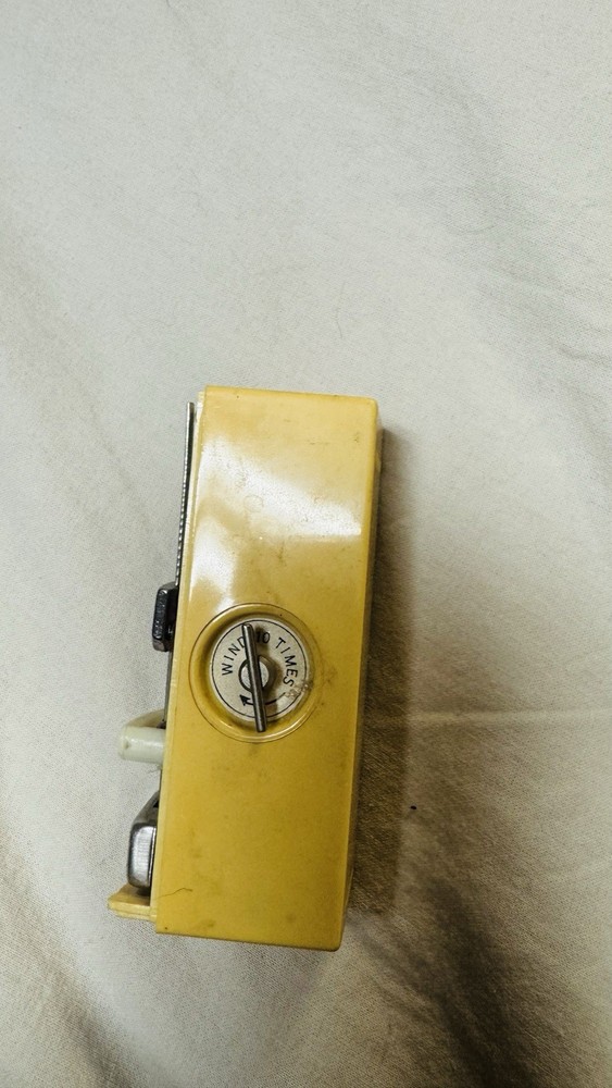 Pacemaker RT Mechanical Analog Metronome Yellow Plastic Metal