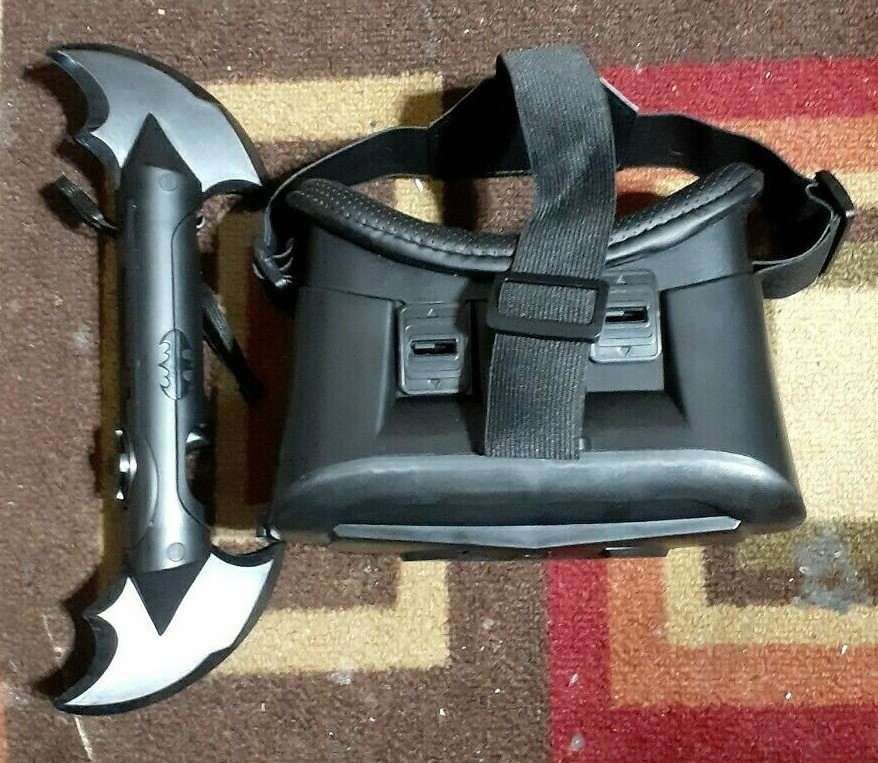 VRSE BATMAN VIRTUAL REALITY SET Headset And Controller & Box