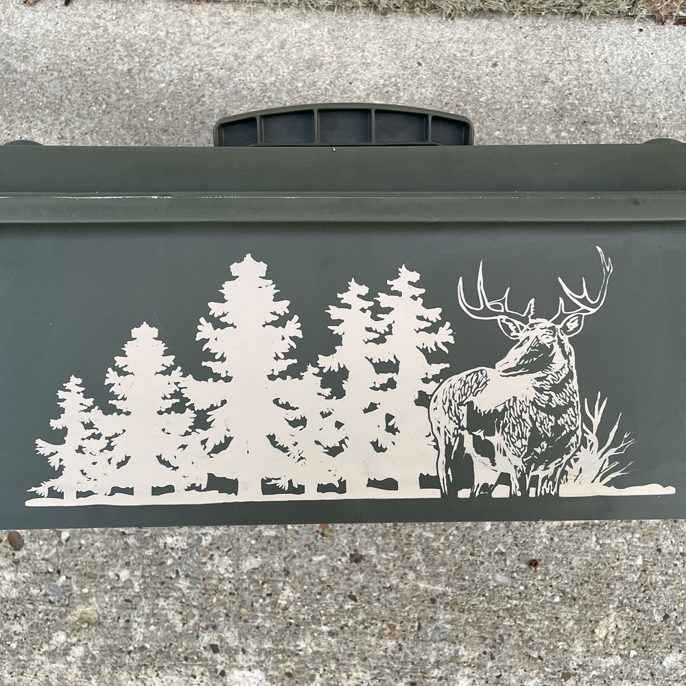 Action Field/Utility Box Excellent ￼