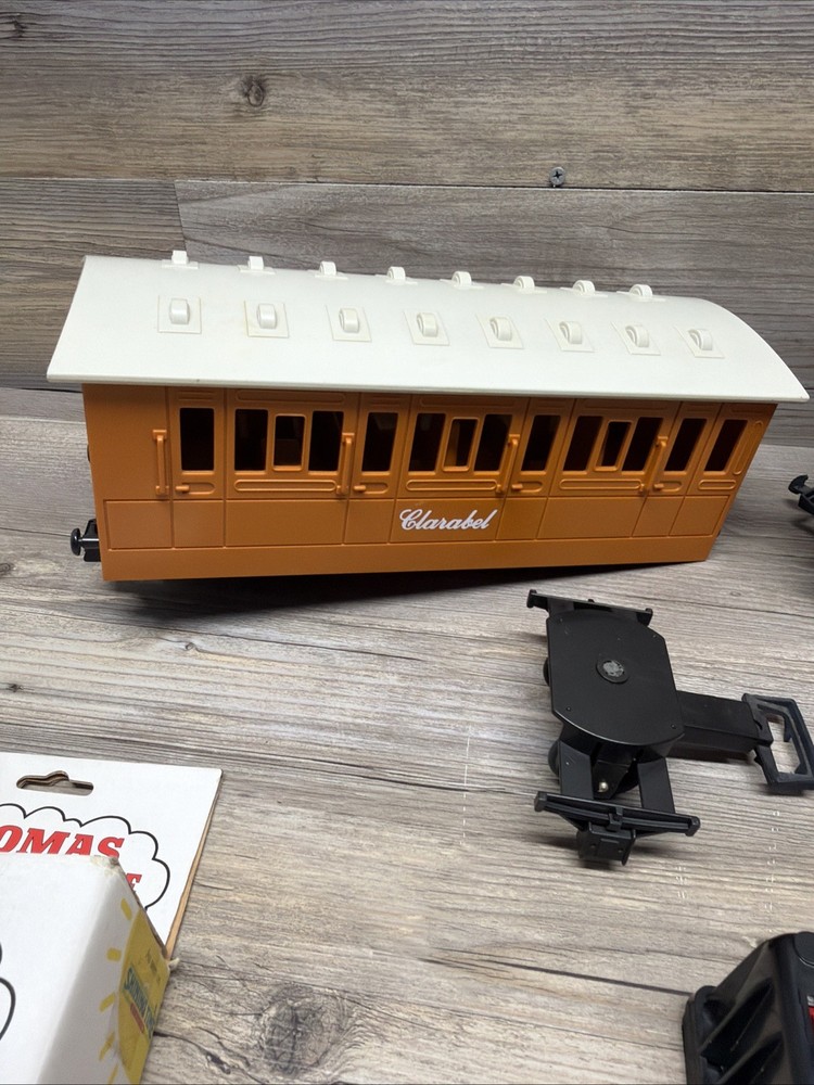 Lionel Thomas the Tank Engine custom Thomas with extra track PLEASE READ !!!!!
