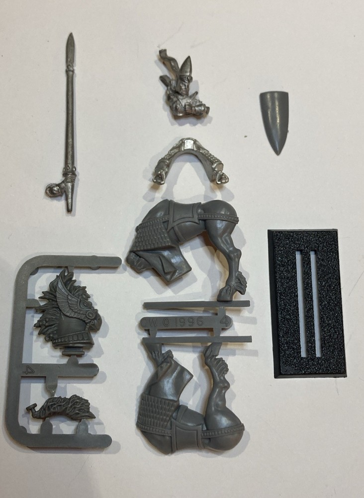 High Elves Silver Helm - Warhammer Old World Metal OOP - Old Hammer