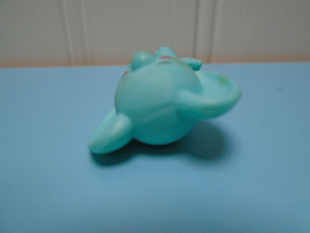 MICRO MINI BLUE ELEPHANT 1" PVC FIGURE UNBRANDED (MA415B)