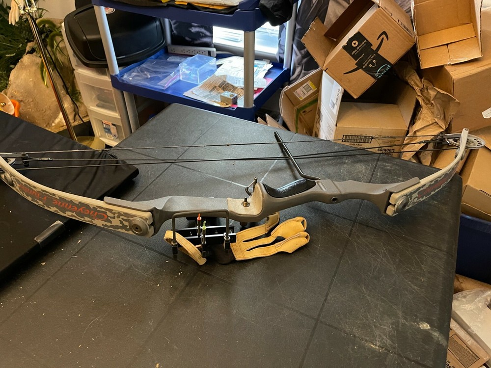 ARCHERY COMPOUND BOW CHEYENNE HUNTER 40.5'
