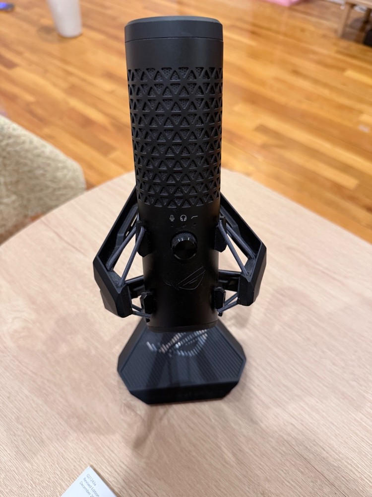 ASUS ROG Carnyx Black USB Gaming Microphone